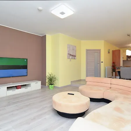 House Iva 1535 *