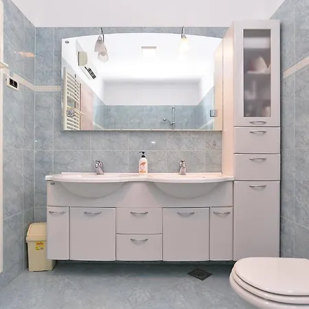 House Iva 1535 Holiday home Pula